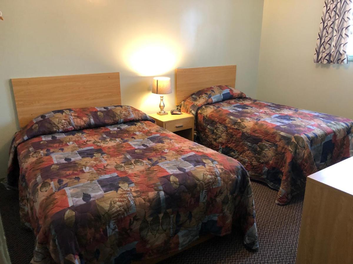 Chimo Motel 코크레인 외부 사진